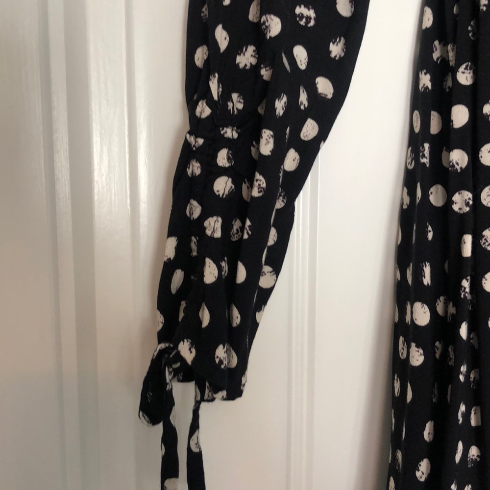 Dress - Picture 4 of 6